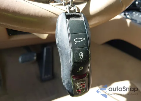 2011 Porsche Panamera 4 from USA, damaged, VIN WP0AA2A73BL017403